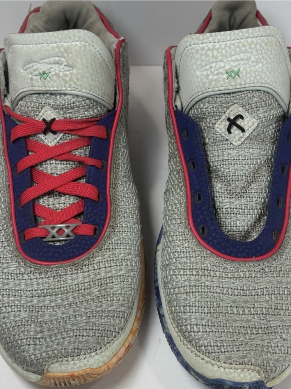 Nike Men's Size 11 Basketball, LeBron XX/ 20 James Pink Diamond Collection EUC - Picture 2 of 10